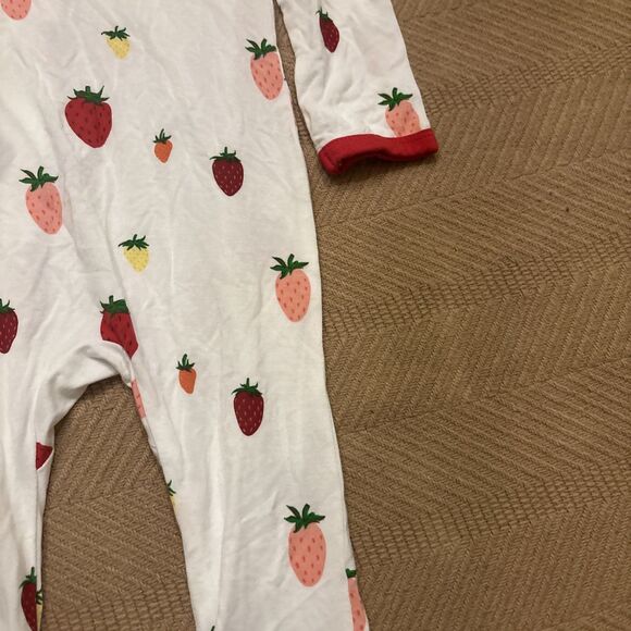 Kyte Baby Pajama Full Zip 12-18 Month One Piece Multicolor Strawberry Bamboo - Picture 7 of 7